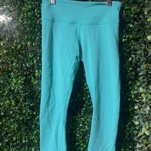 Lululemon Crop size 4 leggings